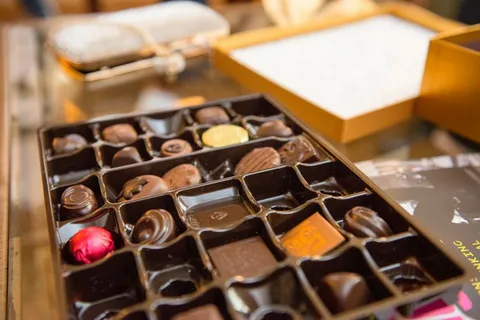 شکلات هوبی اصل موجب سکته قلبی در یک پیرزن شد